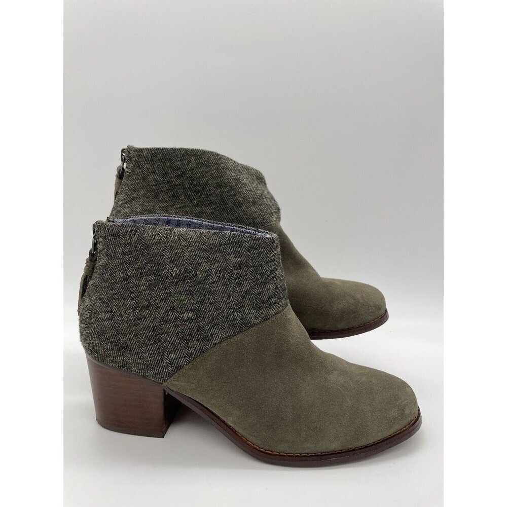 TOMS booties 8W 8 WIDE Zipper Back 2 TONE Chevron • Suede GREAT COND